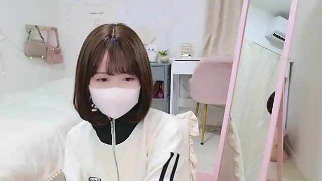 Snapshot of Sayuringo_ chatting on 01-20-25, 10:40 Sayuringo online show from 01-20-25, 10:40