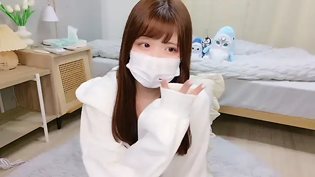 Snapshot of Sayuringo_ chatting on 10-11-25, 12:36 Sayuringo online show from 10-11-25, 12:36