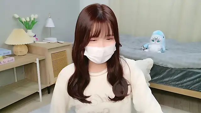 Snapshot of Sayuringo_ chatting on 11-28-25, 01:47 Sayuringo online show from 11-28-25, 01:47