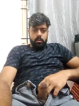 Snapshot of Hornie_small_Dick01 chatting on 09-18-25, 10:39 Hornie small Dick01 online show from 09-18-25, 10:39