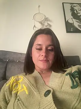 Alice milf  online show from 06-25-26, 07:18