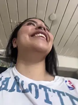  luna torres online show from 04-24-26, 12:51