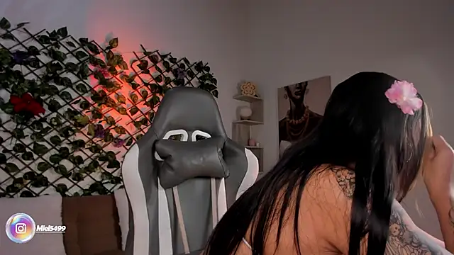 melody cute10 online show from 03-04-25, 01:38