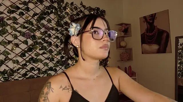 melody cute10 online show from 07-19-26, 12:42
