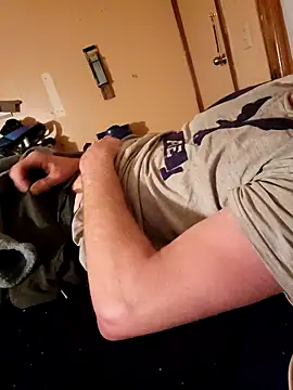 Snapshot of BigDDave6979 chatting on 12-02-24, 05:15 BigDDave6979 online show from 12-02-24, 05:15