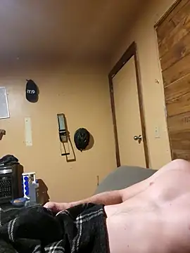 Snapshot of BigDDave6979 chatting on 02-18-25, 11:08 BigDDave6979 online show from 02-18-25, 11:08