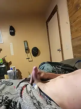 Snapshot of BigDDave6979 chatting on 03-02-25, 06:19 BigDDave6979 online show from 03-02-25, 06:19