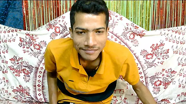 Snapshot of Alex_Suman25 chatting on 02-08-25, 06:54 Alex Suman25 online show from 02-08-25, 06:54