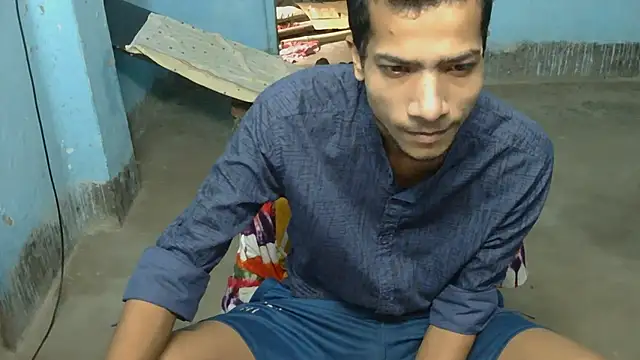 Snapshot of Alex_Suman25 chatting on 11-01-25, 03:30 Alex Suman25 online show from 11-01-25, 03:30