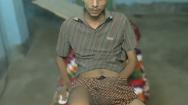 Snapshot of Alex_Suman25 chatting on 11-02-25, 06:43 Alex Suman25 online show from 11-02-25, 06:43