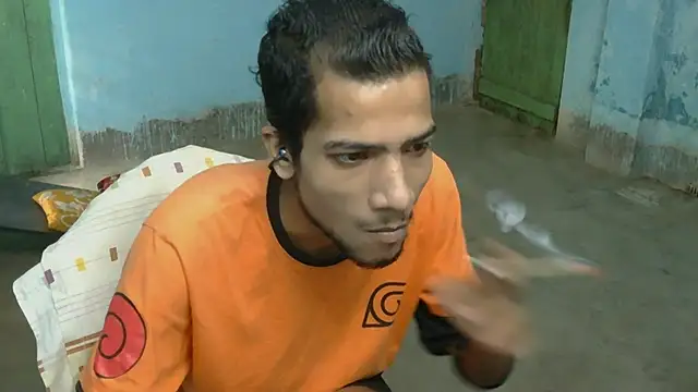 Snapshot of Alex_Suman25 chatting on 11-10-25, 06:12 Alex Suman25 online show from 11-10-25, 06:12