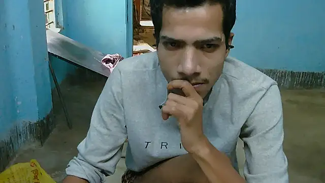 Snapshot of Alex_Suman25 chatting on 11-20-25, 06:24 Alex Suman25 online show from 11-20-25, 06:24