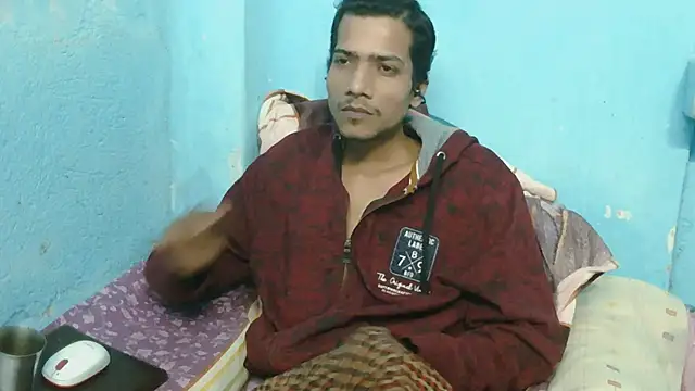 Snapshot of Alex_Suman25 chatting on 12-04-25, 10:07 Alex Suman25 online show from 12-04-25, 10:07