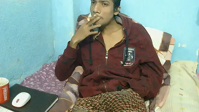 Snapshot of Alex_Suman25 chatting on 12-05-25, 05:31 Alex Suman25 online show from 12-05-25, 05:31