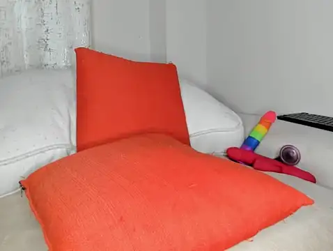 Snapshot of Mamii_water chatting on 10-30-25, 06:26 Mamii water online show from 10-30-25, 06:26