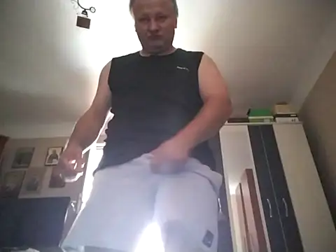 Snapshot of Grasul78 chatting on 07-26-26, 10:11 Grasul78 online show from 07-26-26, 10:11