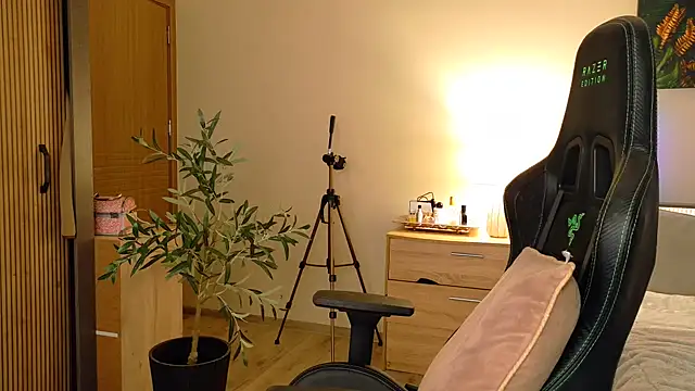 joycesilver online show from 01-19-26, 08:51