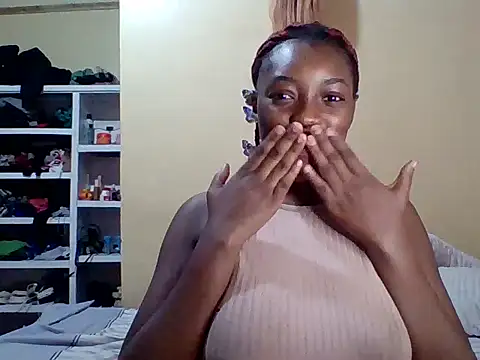 Snapshot of Zara_Twilight chatting on 12-03-25, 12:07 Zara Twilight online show from 12-03-25, 12:07