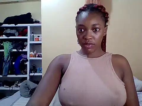 Snapshot of Zara_Twilight chatting on 12-04-25, 10:57 Zara Twilight online show from 12-04-25, 10:57