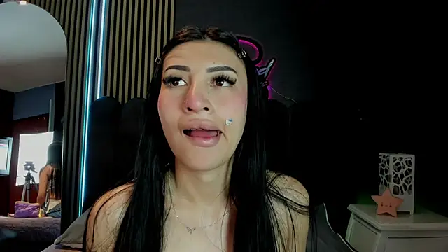 Nicolette ks  online show from 05-29-26, 04:54