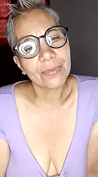 luz bella online show from 12-28-24, 01:38