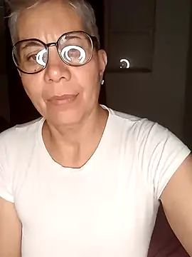 luz bella online show from 01-03-25, 02:21