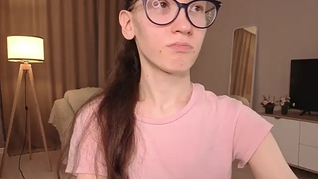 BettyBrowni online show from 04-27-26, 04:16