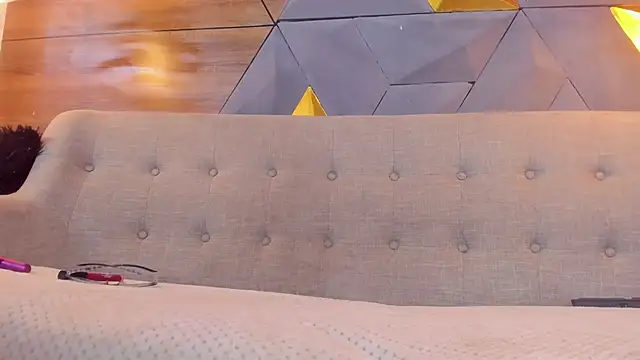 Snapshot of sarah_banks1 chatting on 01-17-25, 07:05 sarah banks1 online show from 01-17-25, 07:05