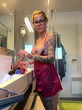 Tatjana Sue online show from 12-30-24, 11:48