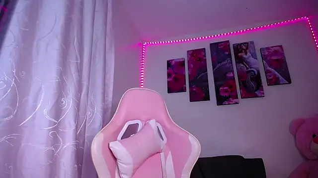 Alissarhys26 online show from 02-07-25, 01:25