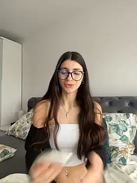 Wildberry  online show from 03-21-26, 08:30