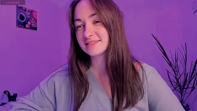 Snapshot of cClandesTina chatting on 10-09-25, 07:56 cClandesTina online show from 10-09-25, 07:56