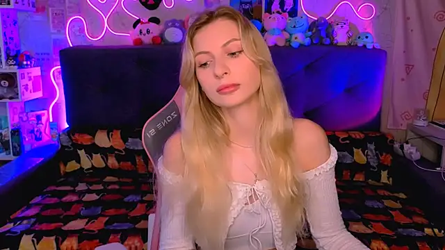 Maria Hunt online show from 11-19-25, 05:29