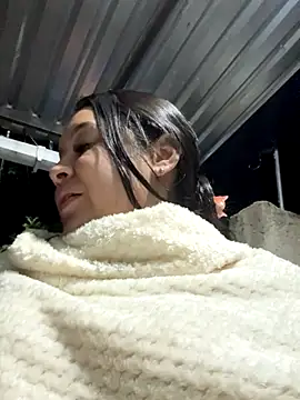 Pretty Isadora online show from 10-23-25, 11:57