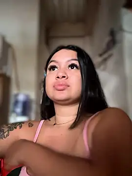 Pretty Isadora online show from 01-11-26, 04:23