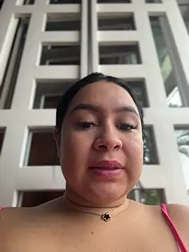 Pretty Isadora online show from 03-30-26, 05:14