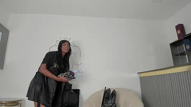 Vero Lodge online show from 10-03-25, 01:08