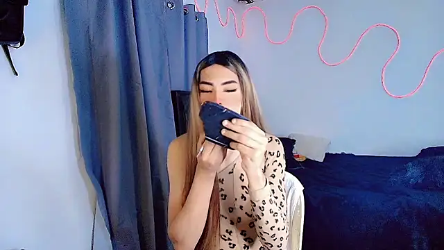 Stefhania susej online show from 01-10-26, 10:58