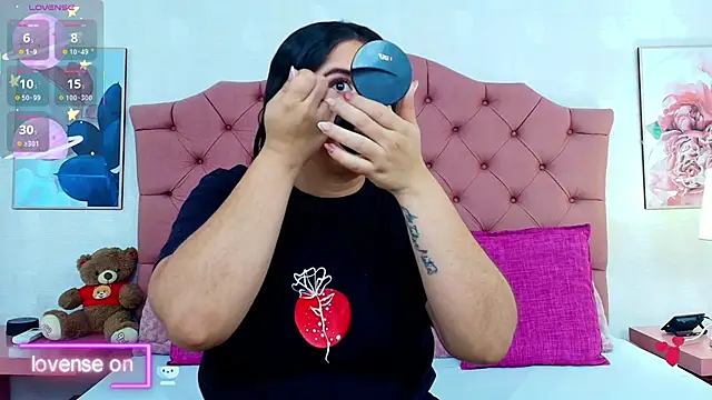 ThyaraJhons online show from 11-28-25, 12:08