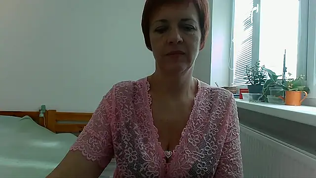 Snapshot of LoraLoraMay chatting on 10-13-25, 09:31 LoraLoraMay online show from 10-13-25, 09:31