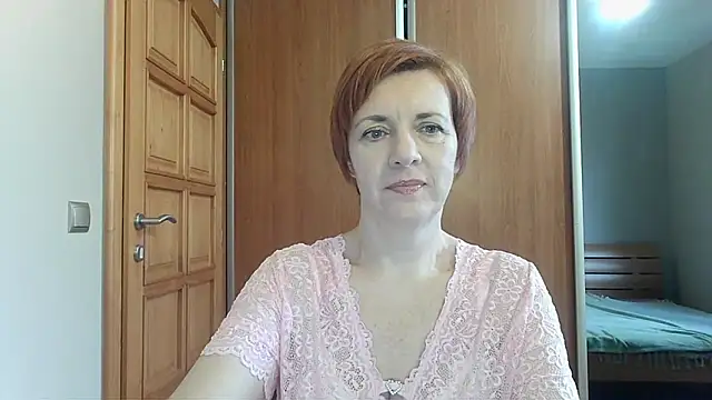 Snapshot of LoraLoraMay chatting on 02-07-26, 01:26 LoraLoraMay online show from 02-07-26, 01:26