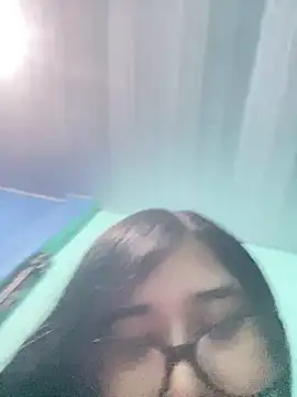 Snapshot of ZTahya chatting on 12-20-24, 07:01 ZTahya online show from 12-20-24, 07:01