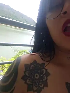 Snapshot of ZTahya chatting on 10-16-25, 05:25 ZTahya online show from 10-16-25, 05:25