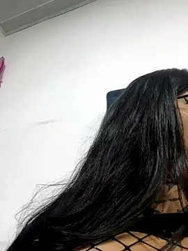 Snapshot of ZTahya chatting on 11-22-25, 11:59 ZTahya online show from 11-22-25, 11:59