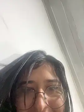 Snapshot of ZTahya chatting on 12-15-25, 06:06 ZTahya online show from 12-15-25, 06:06