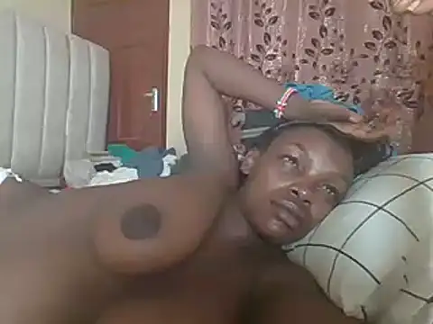 Snapshot of awino001 chatting on 01-03-25, 07:39 awino001 online show from 01-03-25, 07:39