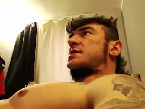 Snapshot of ballardbret chatting on 12-19-24, 08:13 ballardbret online show from 12-19-24, 08:13