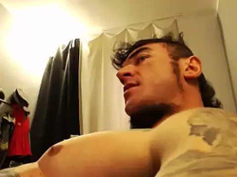 Snapshot of ballardbret chatting on 12-21-24, 07:24 ballardbret online show from 12-21-24, 07:24