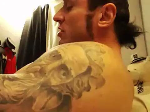 Snapshot of ballardbret chatting on 12-23-24, 07:17 ballardbret online show from 12-23-24, 07:17