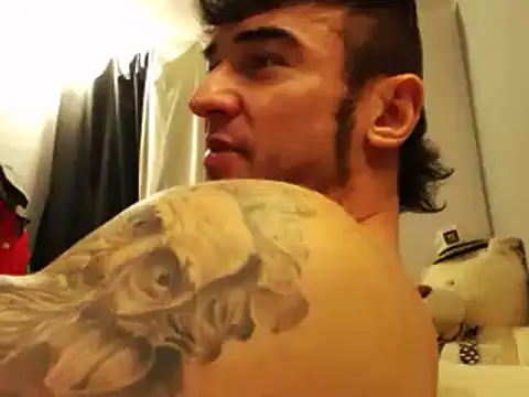 Snapshot of ballardbret chatting on 01-02-25, 07:23 ballardbret online show from 01-02-25, 07:23